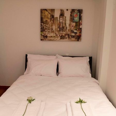 The Lux Gorgeous Apartment Thessaloniki Exterior photo