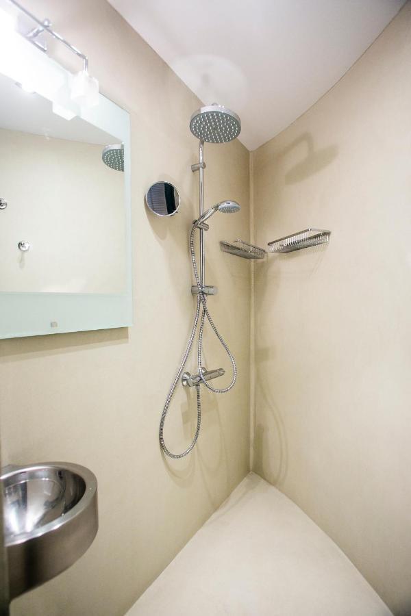 The Lux Gorgeous Apartment Thessaloniki Exterior photo